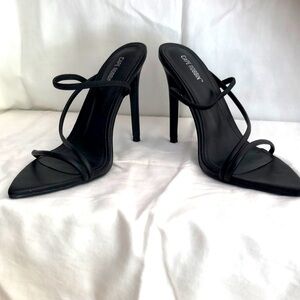 Sexy slingback heels - size 8 super cute !